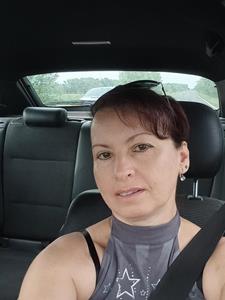 Adri 47 éves nő, Pest megye