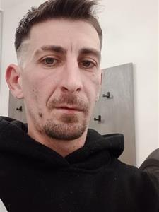 Ali 34 éves férfi, Győr-Moson-Sopron megye