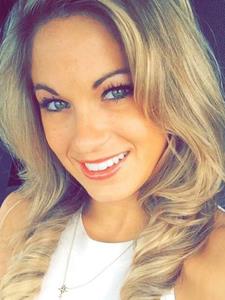 amiaa 42 éves nő, Budapest