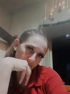 Andi 46 éves nő, Komárom-Esztergom megye