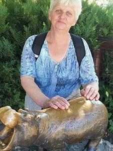 Andi 59 éves nő, Jász-Nagykun-Szolnok megye