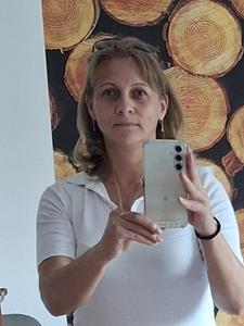 Andi 51 éves nő, Fejér megye