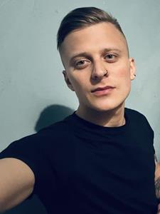 András 24 éves férfi, Heves megye