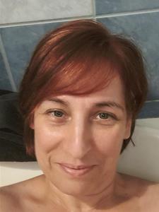 Angie 45 éves nő, Budapest