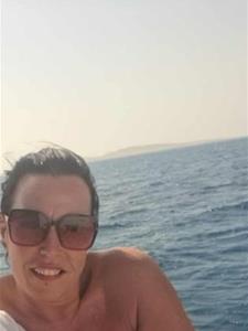 Ani 46 éves nő, Pest megye