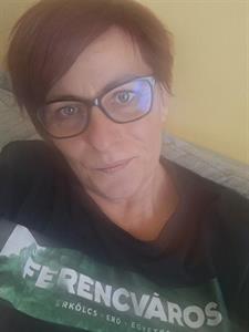 Anita 44 éves nő, Jász-Nagykun-Szolnok megye