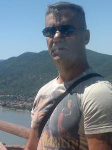 apacuka 57 éves férfi, Budapest