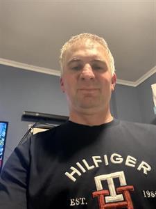 Attila 41 éves férfi, Vas megye