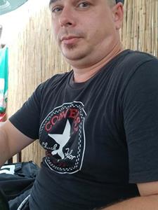 Attila 34 éves férfi, Fejér megye