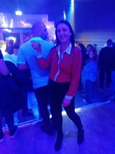 Barbi 34 éves nő, Komárom-Esztergom megye