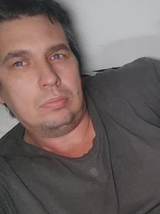 Béci  46 éves férfi, Vas megye