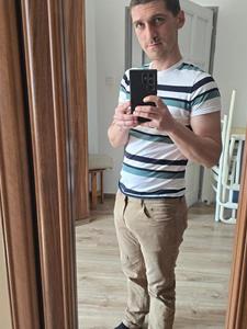 Bence 31 éves férfi, Hajdú-Bihar megye
