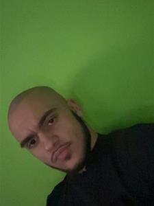 Benji 18 éves férfi, Pest megye