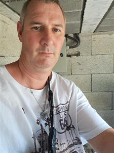 Berci 44 éves férfi, Komárom-Esztergom megye