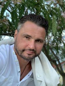 Botond 48 éves férfi, Heves megye