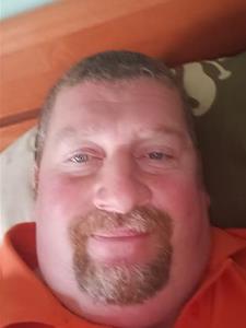 BRUCE Wayne 46 éves férfi, Vas megye