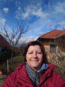 Claire 50 éves nő, Pest megye
