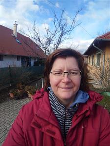 Claire 50 éves nő, Pest megye