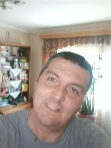 Csaba  45 éves férfi, Budapest
