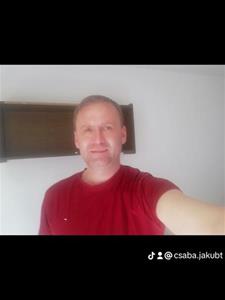 Csaba 42 éves férfi, Győr-Moson-Sopron megye