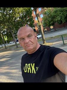 Csabesz 56 éves férfi, Budapest