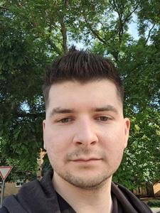 Dani 27 éves férfi, Jász-Nagykun-Szolnok megye