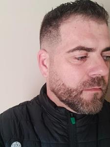 Dani 42 éves férfi, Pest megye