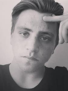 Daniel 27 éves férfi, Nógrád megye