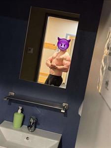 Dave 25 éves férfi, Vas megye