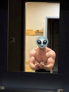 Dave 25 éves férfi, Vas megye