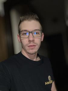 DaveHUN 25 éves férfi, Budapest