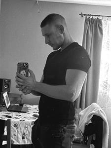 Dávid 28 éves férfi, Pest megye