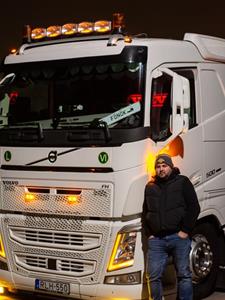 Dénes 32 éves férfi, Csongrád megye