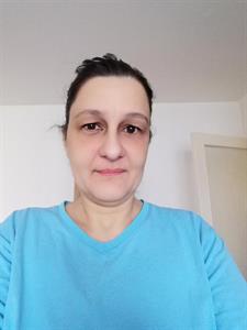 Detti 48 éves nő, Budapest