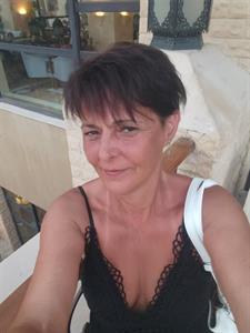 Dóri 55 éves nő, Pest megye