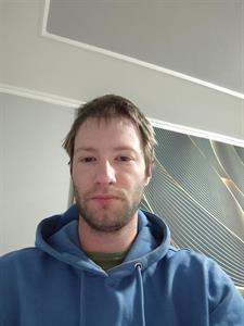 Eddy 33 éves férfi, Pest megye