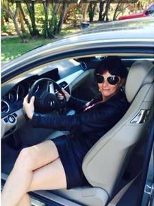 Edit 59 éves nő, Budapest