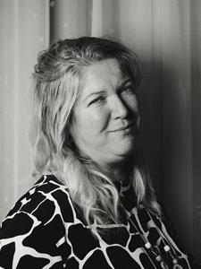 Edit 48 éves nő, Jász-Nagykun-Szolnok megye