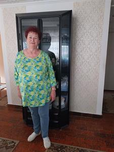 Ella 65 éves nő, Veszprém megye