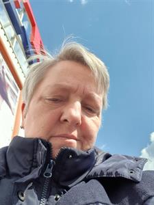 Encsi 52 éves nő, Budapest