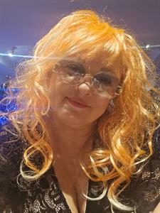 Ery 50 éves nő, Budapest