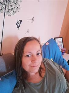 Erzsike 42 éves nő, Békés megye