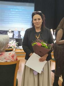 Évi 51 éves nő, Komárom-Esztergom megye