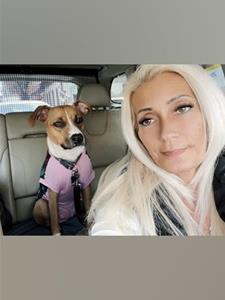 Évi 54 éves nő, Pest megye