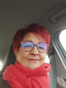 ÉVI 65 éves nő, Veszprém megye