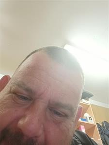 Fece 49 éves férfi, Győr-Moson-Sopron megye