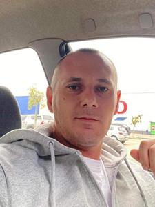 Fecó 35 éves férfi, Fejér megye