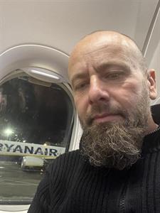 Fufi 49 éves férfi, Komárom-Esztergom megye