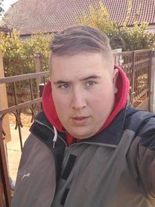 Gabika 24 éves férfi, Hajdú-Bihar megye