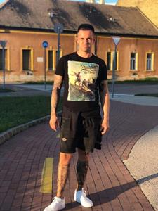 Gergő 42 éves férfi, Győr-Moson-Sopron megye